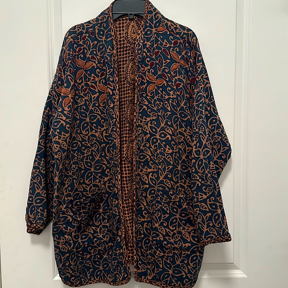 MarketPlace Handwork of India, Reversible Majuli Jacket - Dark redwood/Navy - Lg